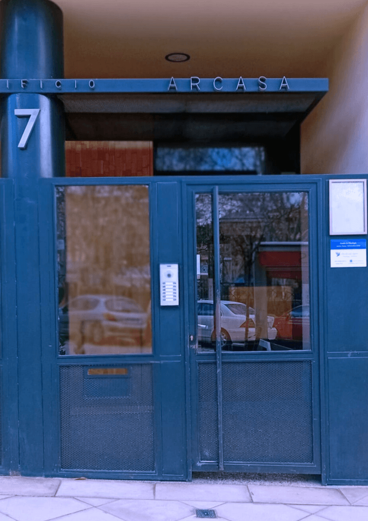 Fachada Consulta Clínica Alba Recalde
